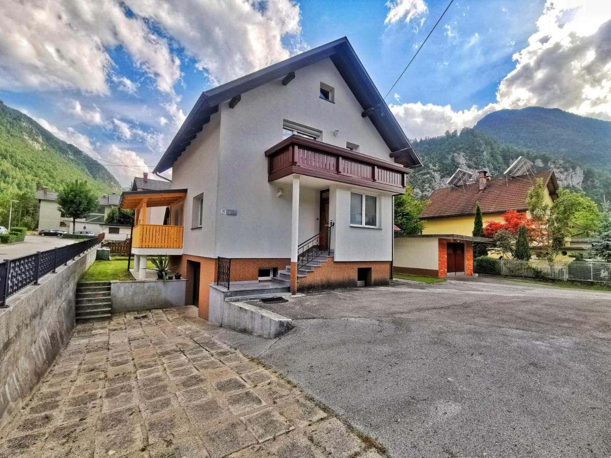 Apartmaji Tomsic موجسترانا المظهر الخارجي الصورة