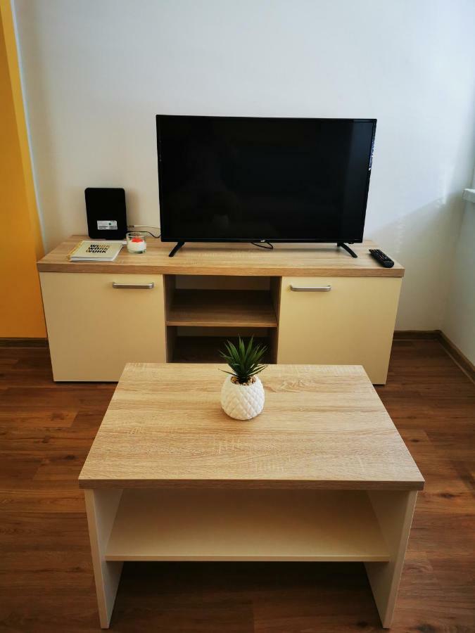 Apartmaji Tomsic موجسترانا المظهر الخارجي الصورة