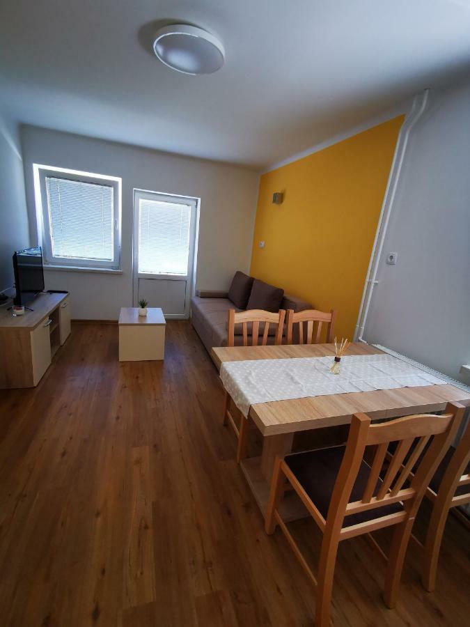 Apartmaji Tomsic موجسترانا المظهر الخارجي الصورة